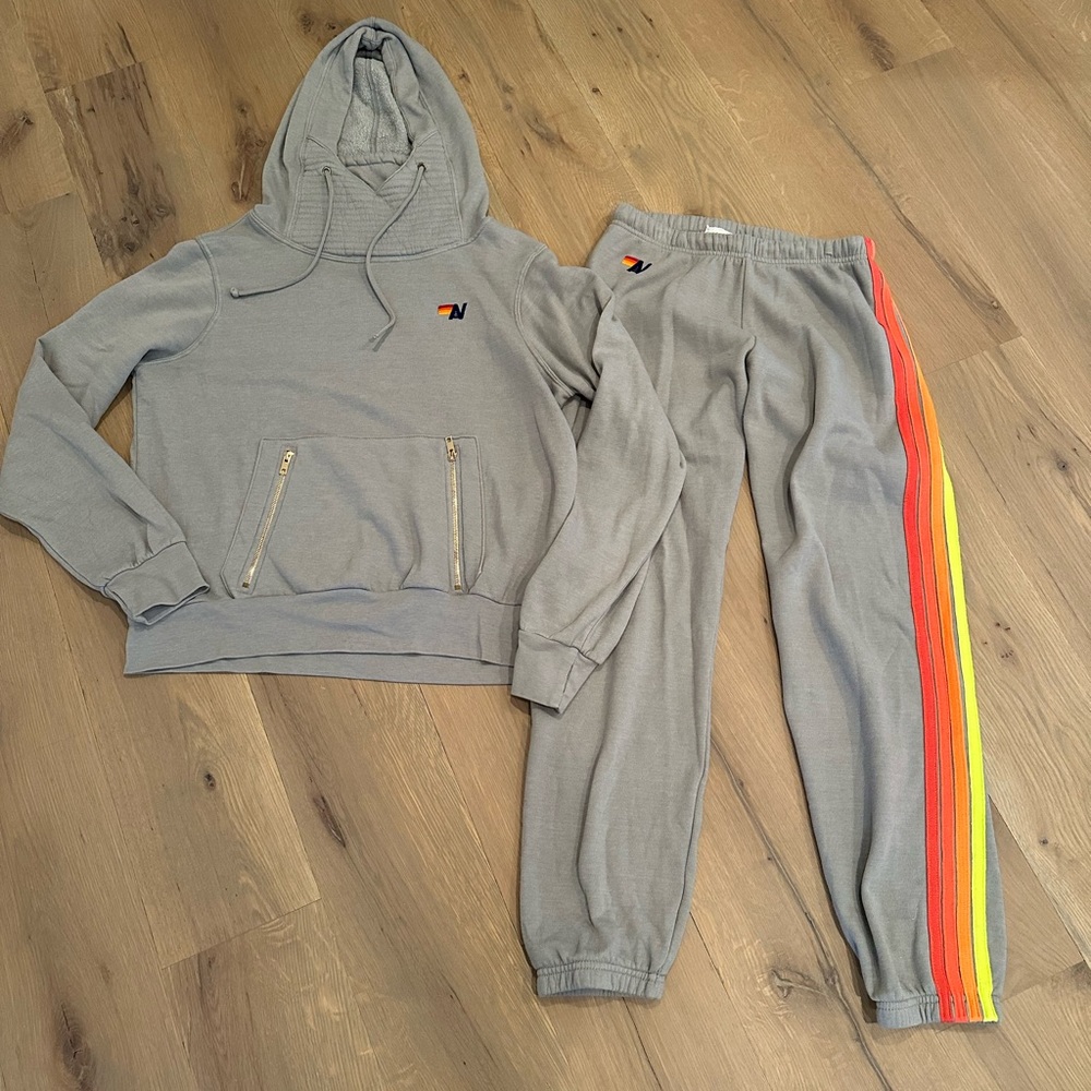 Aviator Ninja Pullover Hoodie & Neon 4 Stripe Sweatpants size Medium. Like new!